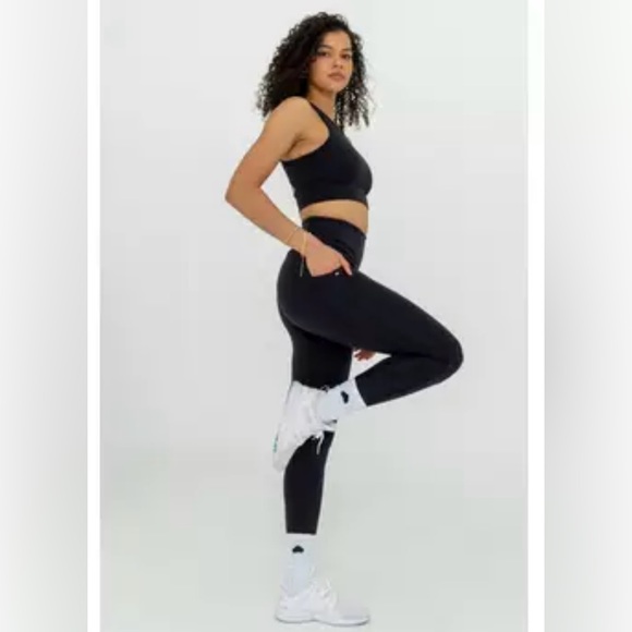 Booty by Brabants Pocket Leggings - Picture 2 of 5